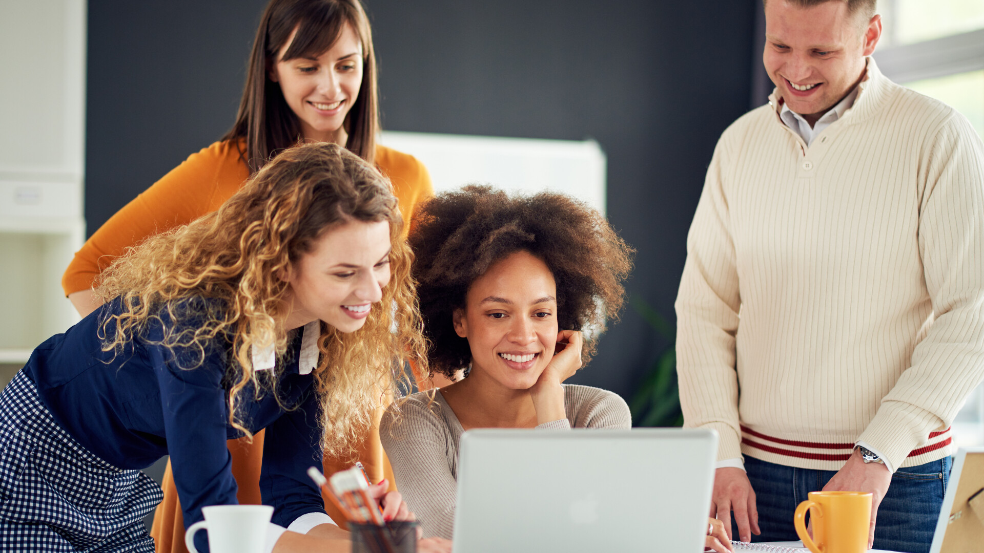 Building a Multilingual Knowledge Base in Confluence – Without the Headaches
