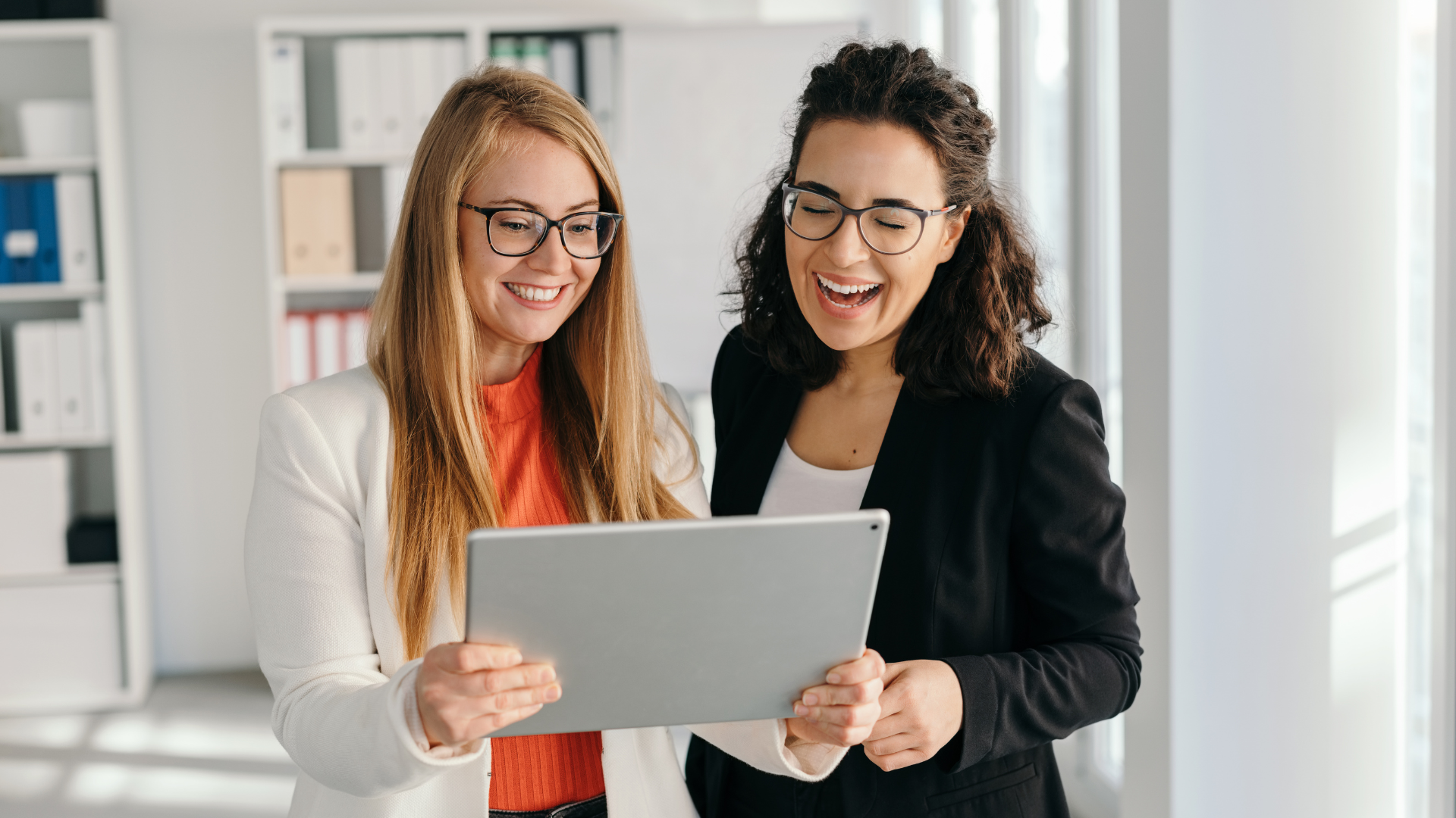 Viewtracker Analytics vs. Confluence’s Built-in Analytics: 2026 Comparison